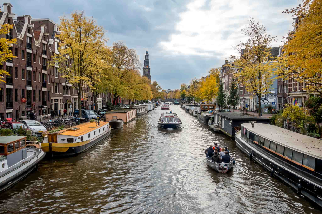 Top 5 địa điểm du lịch Amsterdam: Hành trình khám phá “Venice của phương Bắc” cùng Vietravel