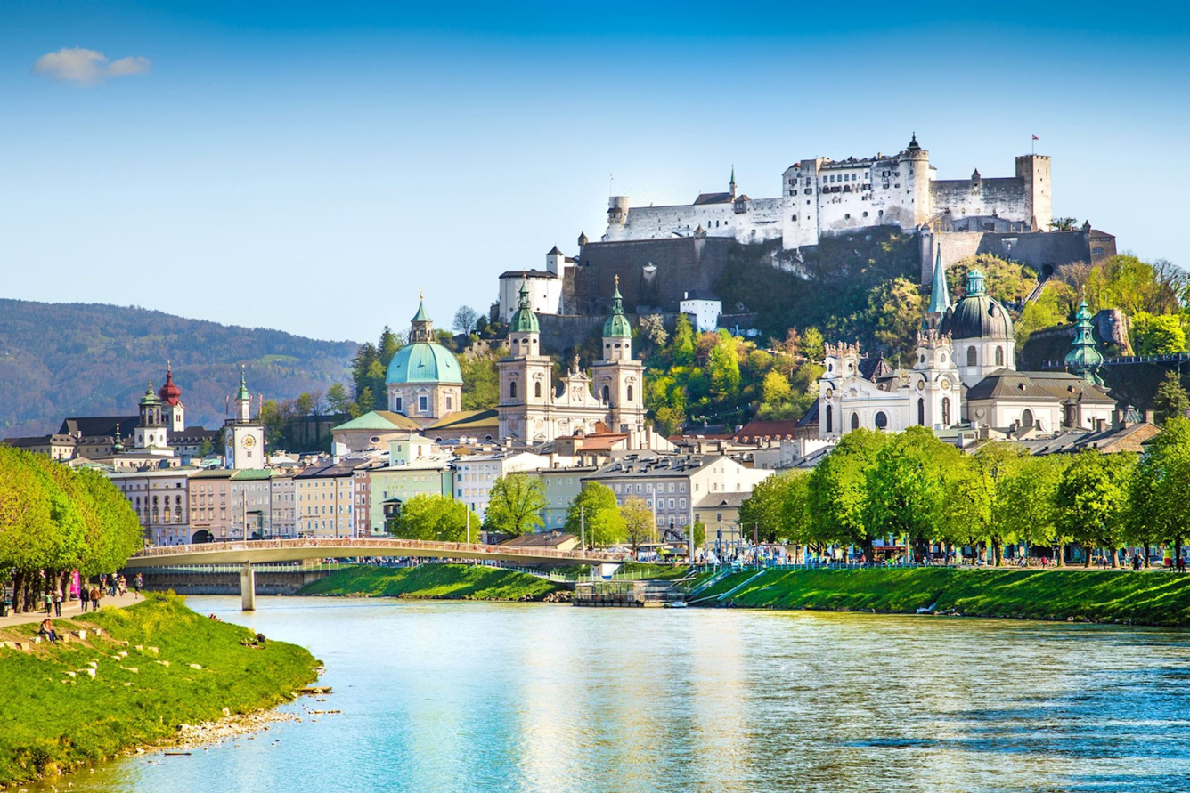 Tham quan 5 địa điểm du lịch Salzburg: Đắm chìm trong bản giao hưởng của thiên nhiên và di sản
