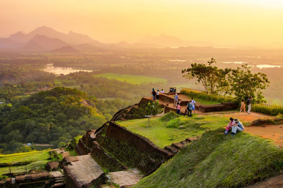 Top 20 địa điểm du lịch Sri Lanka đẹp mê hoặc từ di sản cổ đến thiên nhiên kỳ vĩ