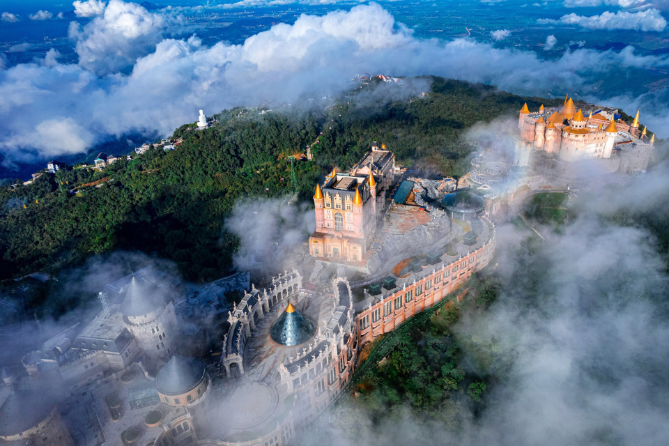 Top 7 địa điểm du lịch miền Trung lễ 2/9 hấp dẫn cho kỳ nghỉ đáng nhớ