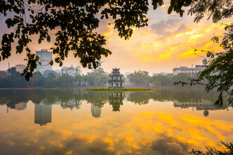 Top 10 trải nghiệm du lịch Hà Nội mùa hè đáng nhớ nhất