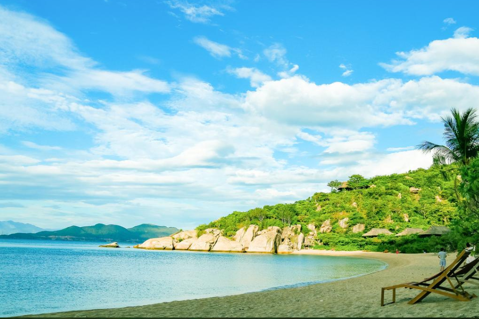 Du lịch làng chài Ninh Vân, Nha Trang: Làng chài mộng mơ giữa lòng đại dương Khánh Hòa