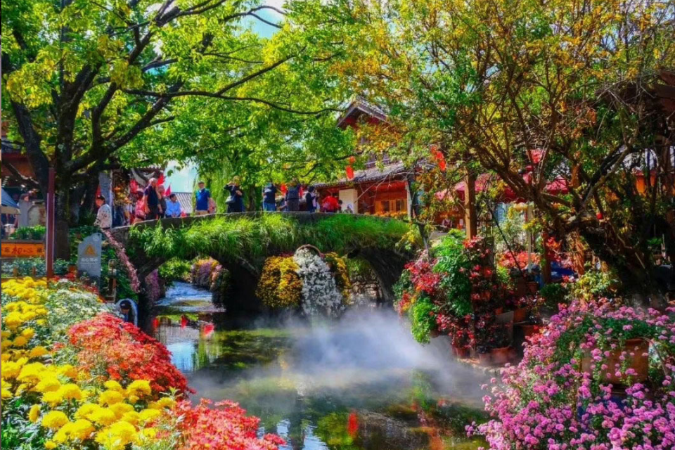 Du lịch Lệ Giang mùa thu: Hành trình lãng mạn dưới chân Ngọc Long Tuyết Sơn