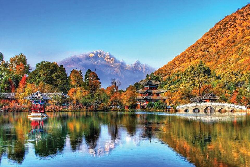 Du lịch Trung Quốc mùa thu khám phá Lệ Giang lãng mạn