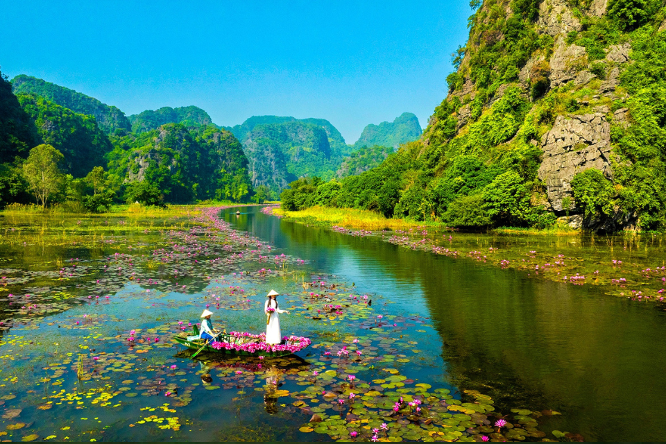 Du lịch Tam Cốc - Bích Động: Tuyệt tác non nước hữu tình say đắm lòng người