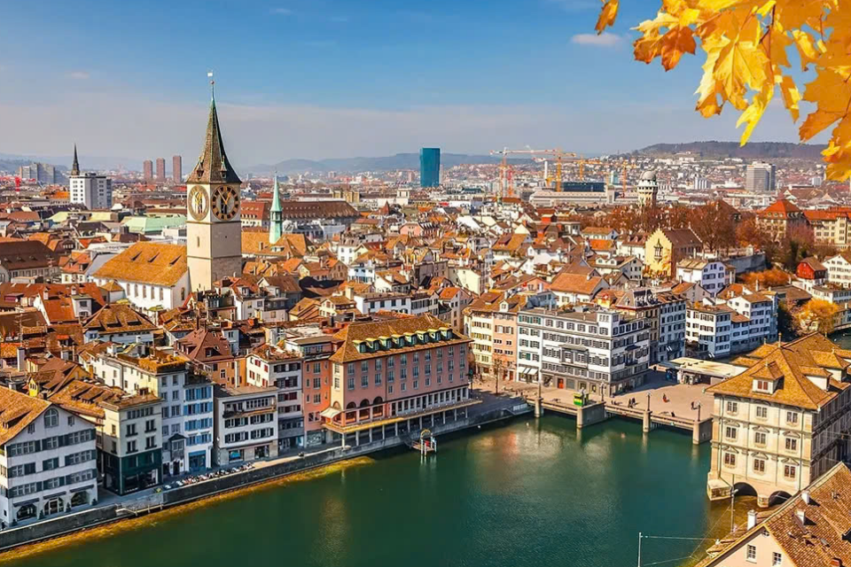 Trải nghiệm du lịch Zurich, Thuỵ Sĩ - Thành phố mang nét đẹp cổ kính đầy màu sắc