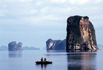 Đại sứ quán Việt Nam tại Lào: Phát động bầu chọn Vịnh Hạ Long trở thành kỳ quan thiên nhiên thế giới