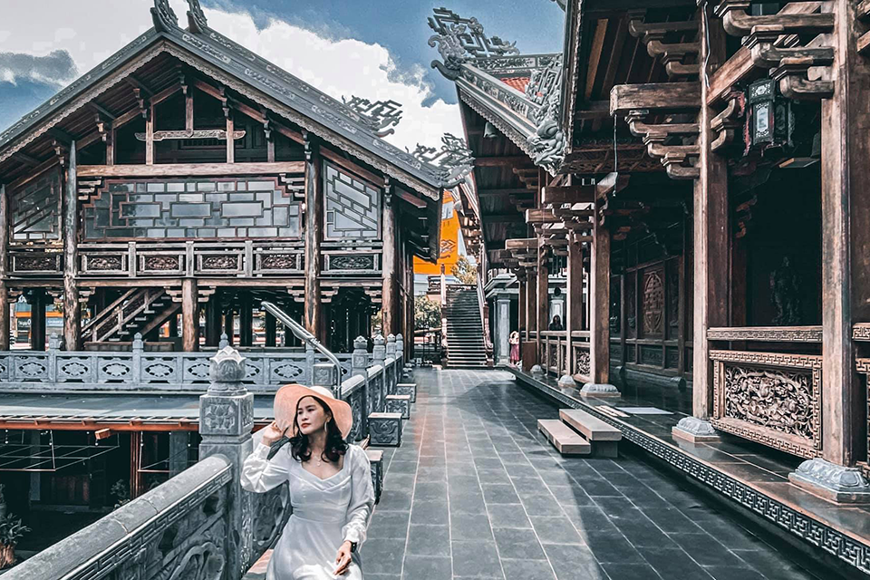 Hành trình xuyên Việt: Chiêm ngưỡng 5 ngôi chùa đẹp ở Tây Nguyên – Điểm đến tâm linh giữa đại ngàn (Phần 3)