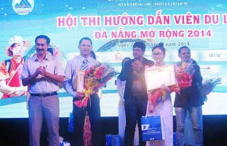 Hướng dẫn viên Vietravel được vinh danh tại “Hội thi hướng dẫn viên du lịch Đà Nẵng mở rộng năm 2014”