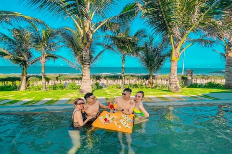Top những khách sạn nghỉ dưỡng Phan Thiết gần biển lý tưởng nhất mùa hè 2023