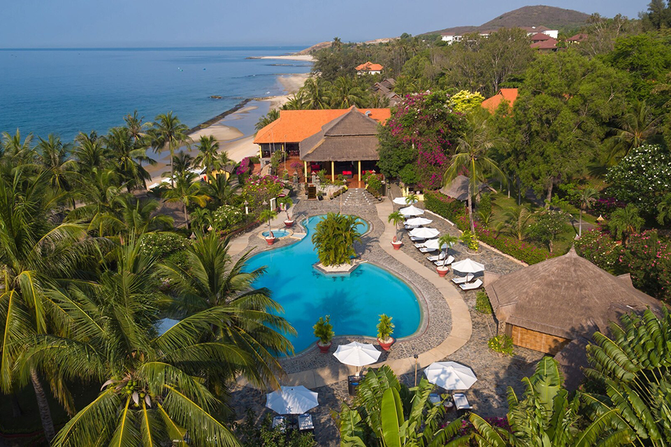Top những khách sạn nghỉ dưỡng Phan Thiết gần biển lý tưởng nhất mùa hè