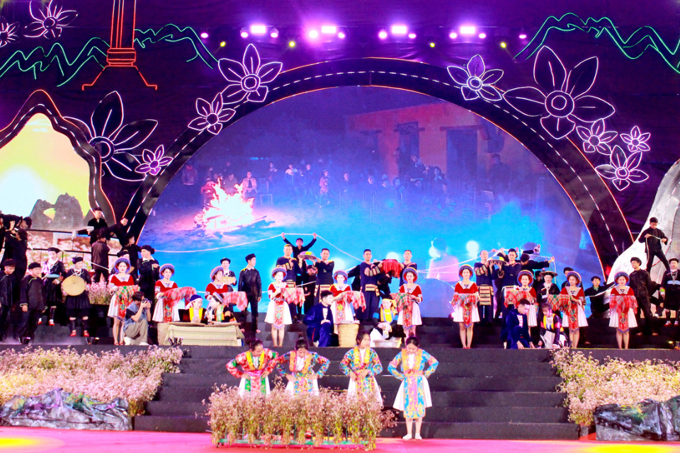 Top 4 lễ hội mùa thu miền Bắc đậm đà bản sắc văn hóa