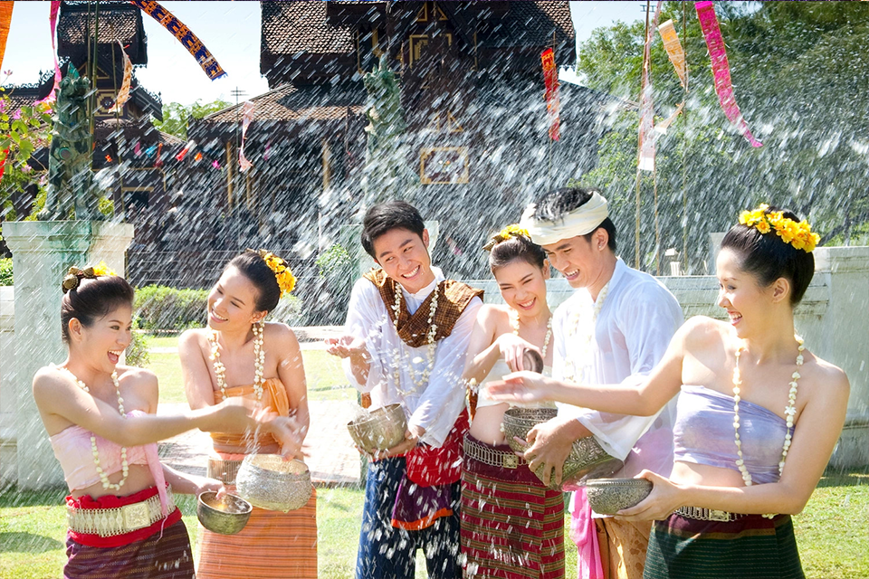 Sắc màu từ top 4 lễ hội Thái Lan mùa xuân độc đáo nhất