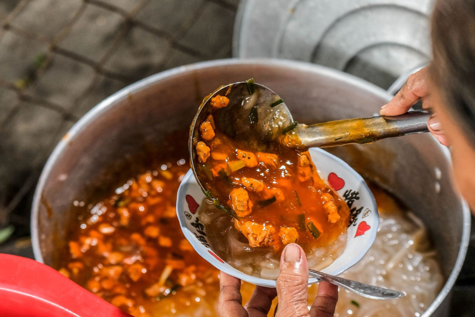 Top 5 món ăn Huế mùa mưa đậm chất dân dã xứ cố đô