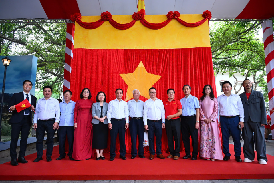 Khai Mạc Triển Lãm Tương Tác "80 Năm Rạng Rỡ Non Sông - Con Đường Độc Lập"