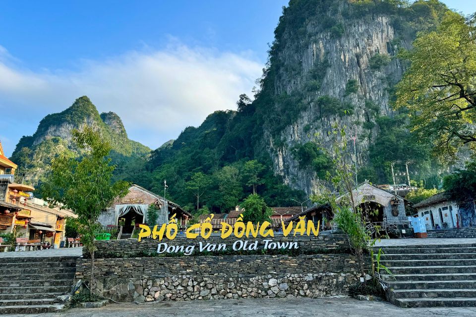 Phố cổ Đồng Văn: Khám phá nét cổ kính giữa Cao nguyên đá