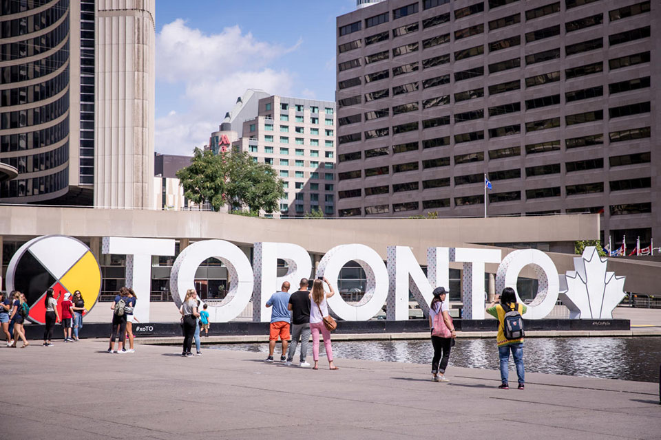 Toronto Canada thành phố có sức hút đặc biệt trong chuyến du lịch 2022