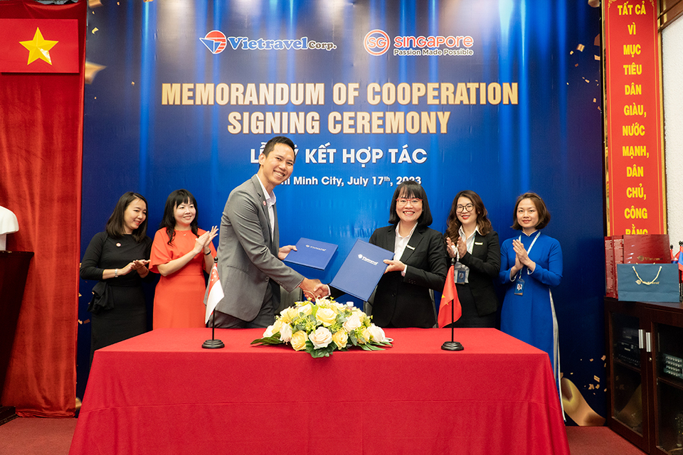 Vietravel tiếp tục ký kết hợp tác với Tổng cục Du lịch Singapore nhằm nâng cao trải nghiệm du lịch và thu hút du khách Việt