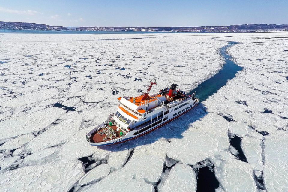 Trải nghiệm tàu phá băng ở Hokkaido: Chuyến hành trình trên băng độc đáo