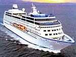 Ngày 03/12, chuyến tàu đầu tiên của hãng tàu Star Cruises trở lại Hạ Long (Quảng Ninh)
