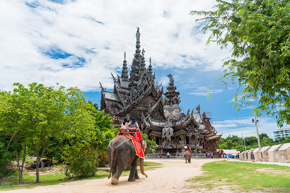 Bật mí những trải nghiệm độc đáo trong hành trình tour Thái Lan 5 ngày 4 đêm