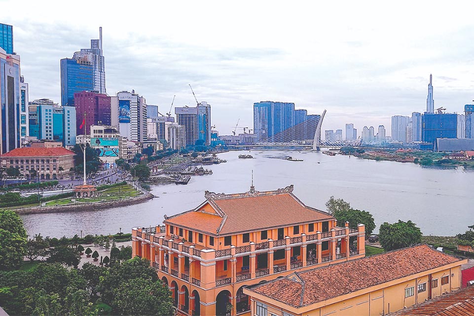Trải nghiệm cuộc sống đầy sắc màu tại Sài Gòn